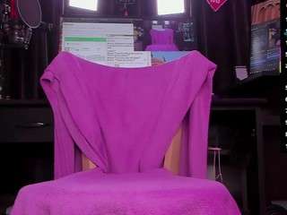 RaissaSky live cam preview