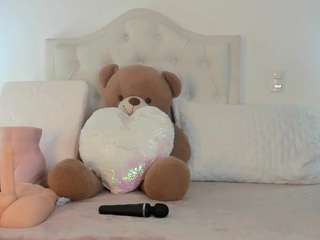 sophiamiller98 webcam