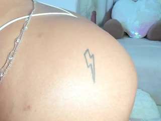 sophiamiller98 webcam