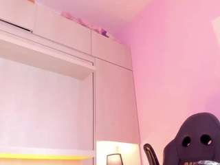 tamarazaki Live Webcam on CamSoda