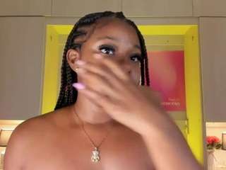 Live webcam model tamarazaki on Soda Cams