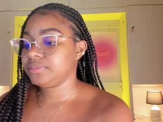 tamarazaki live cam profile