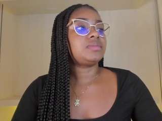 le modèle tamarazaki est en webcam porno dans un show sur le site camsoda, il possède les tags suivants: anal,spank,ass,naked,no smoking,orgasm,pussy,sexy,shaved pussy,skinny,squirter,lingerie,strip,striptease,tattoos,tease,teen-18,toys,twerk,young-adult