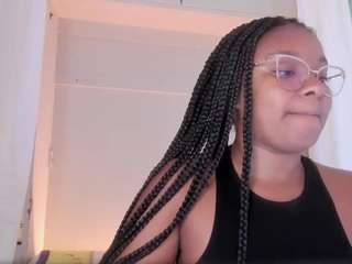 le modèle tamarazaki est en webcam porno dans un show sur le site camsoda, il possède les tags suivants: anal,spank,ass,naked,no smoking,orgasm,pussy,sexy,shaved pussy,skinny,squirter,lingerie,strip,striptease,tattoos,tease,teen-18,toys,twerk,young-adult