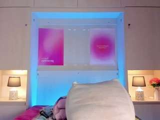 tamarazaki Live Webcam on CamSoda