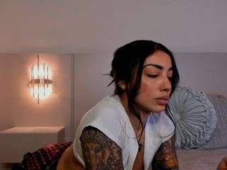  victoriabenedetti2 chat room