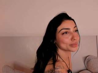 victoriabenedett... Live Webcam on CamSoda