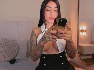 victoriabenedetti2 webcam model