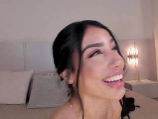 Live webcam model victoriabenedetti2 on Soda Cams