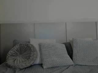 victoriabenedett... Live Webcam on CamSoda