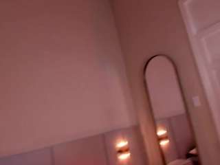 CamSoda live cam preview