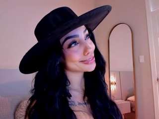 victoriabenedett... Live Webcam on CamSoda