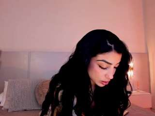 Live webcam model victoriabenedetti2 on Soda Cams
