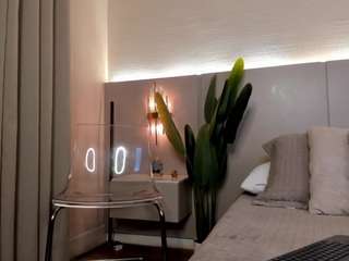 Live webcam model victoriabenedetti2 on Soda Cams