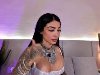 victoriabenedett... Live Webcam on CamSoda