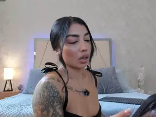 VIcky's Live Sex Cam Show
