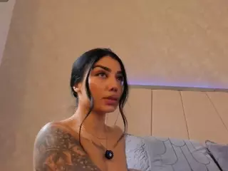 VIcky's Live Sex Cam Show