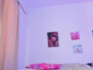 adelinee-18 webcam