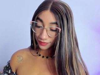 adelinee-18