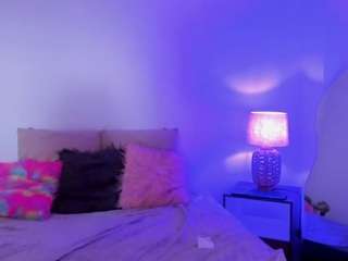 adelinee-18 webcam