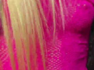 annaivanova Live Webcam on CamSoda