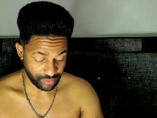 bbcblackhot33 from CamSoda is Freechat