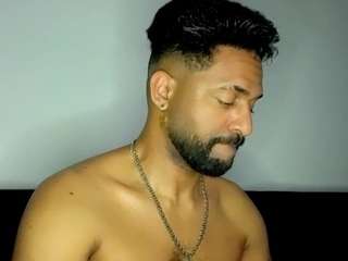 bbcblackhot33 Live Webcam on {site_name}