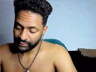 bbcblackhot33 Live Webcam on {site_name}