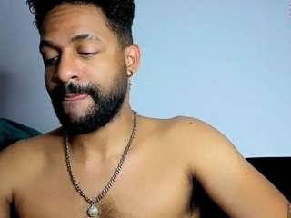 bbcblackhot33 webcam model