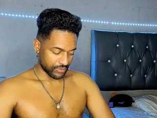 bbcblackhot33 webcam