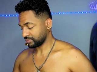 bbcblackhot33 Live Webcam on CamSoda