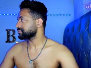 le modèle bbcblackhot33 est en webcam porno dans un show sur le site camsoda, il possède les tags suivants: anal,ass,young-adult,teen-18,tease,tattoos,strip,spanking,solo,smoking socially,pussy,pov,natural,living room,jerk-off-instruction,flat chested,drinking socially,control,brown eyes,blowjob