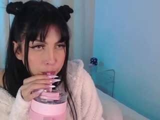 Discover evelyn-bennett from CamSoda