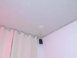 Evelyn Bennett's Live Sex Cam Show