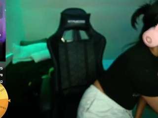 katinyellow webcam model