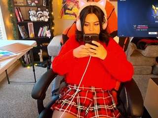 Live webcam model katinyellow on Soda Cams