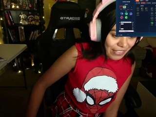 Live webcam model katinyellow on Soda Cams