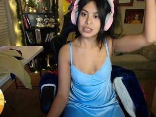 Live webcam model katinyellow on Soda Cams