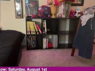 katinyellow live webcam show