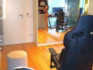 mileysin1111 live cam profile