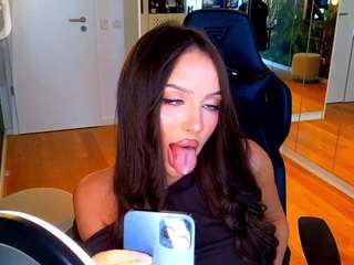 mileysin1111