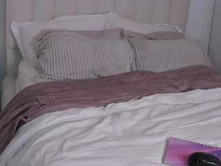 Live webcam model nixxx1 on Soda Cams