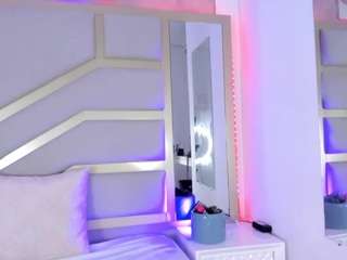 nicolle04 webcam