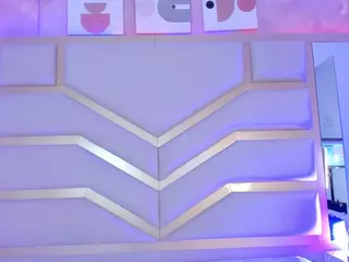 Nicolle's Live Sex Cam Show