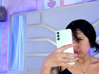Nicolle's Live Sex Cam Show