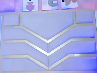 Nicolle's Live Sex Cam Show