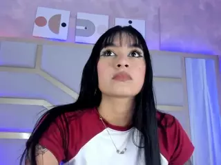 Nicolle's Live Sex Cam Show