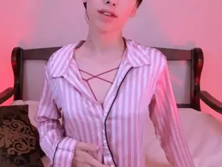 erikali1's Live Sex Cam Show