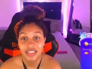 CloeMillerx's Live Sex Cam Show