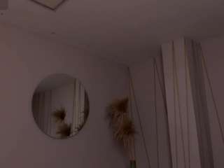 aliceharperx's CamSoda show and profile